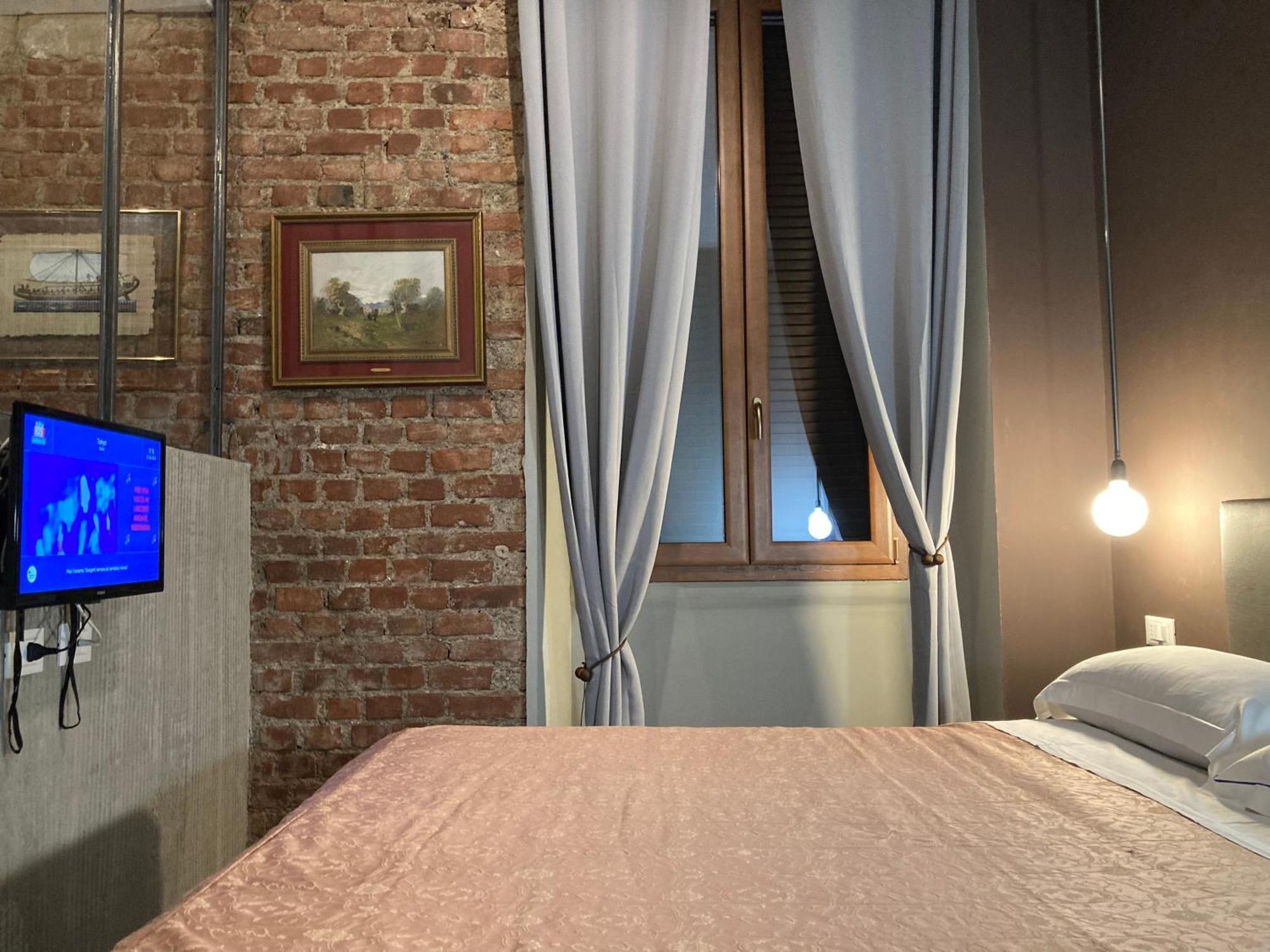 Hotel Calypso Milan Exterior photo